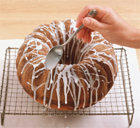 Sodium may come from added
salt in many baked products,
but in cakes it comes from
leavening agents.